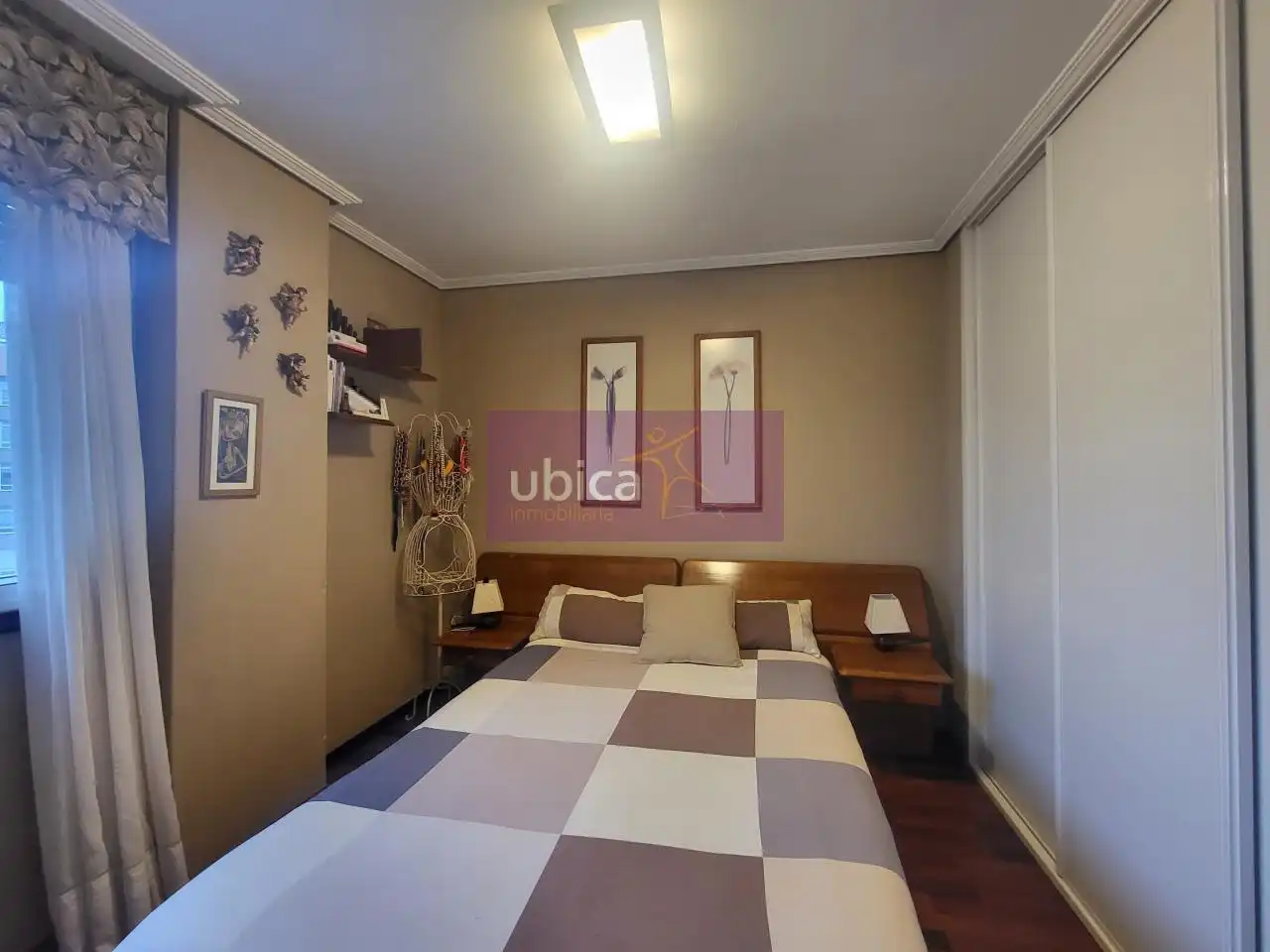 Habitación de Piso en venta en Vigo  con Calefacción, Parquet y Trastero