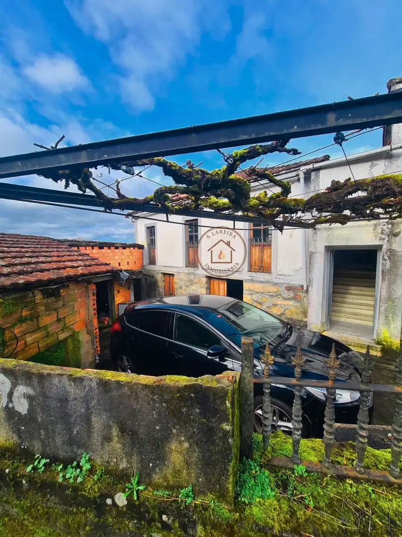 Vista exterior de Casa o chalet en venta en Lobeira con Jardín privado