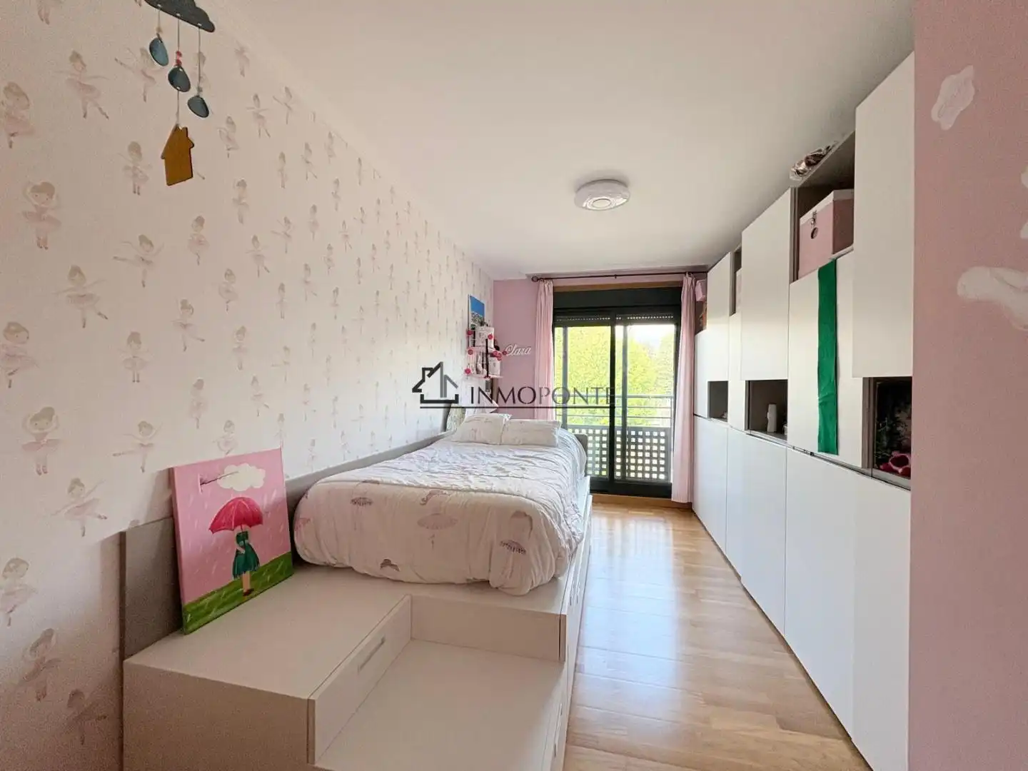 Bedroom of Flat for sale in Pontevedra Capital   with Heating, Storage room and Swimming Pool