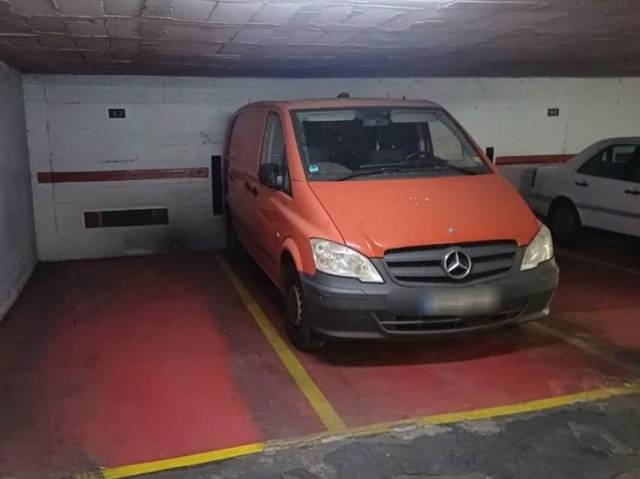 Garaje en Venta en Calle Villegas Marmolejo, 9 en Barrio del Nervión