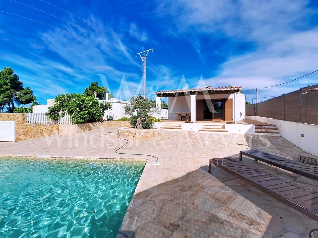 Exterior view of House or chalet for sale in Santa Eulària des Riu  with Swimming Pool