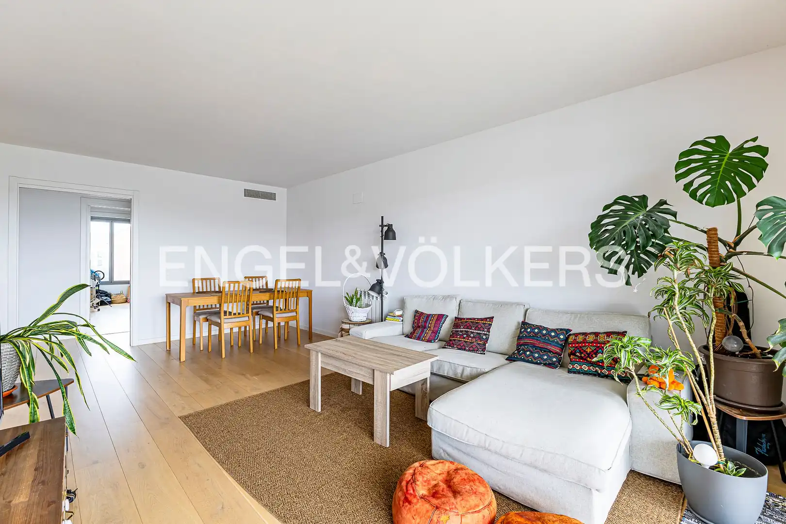 Living room of Flat for sale in Barcelona  with Air Conditioner, Heating and Terrace
