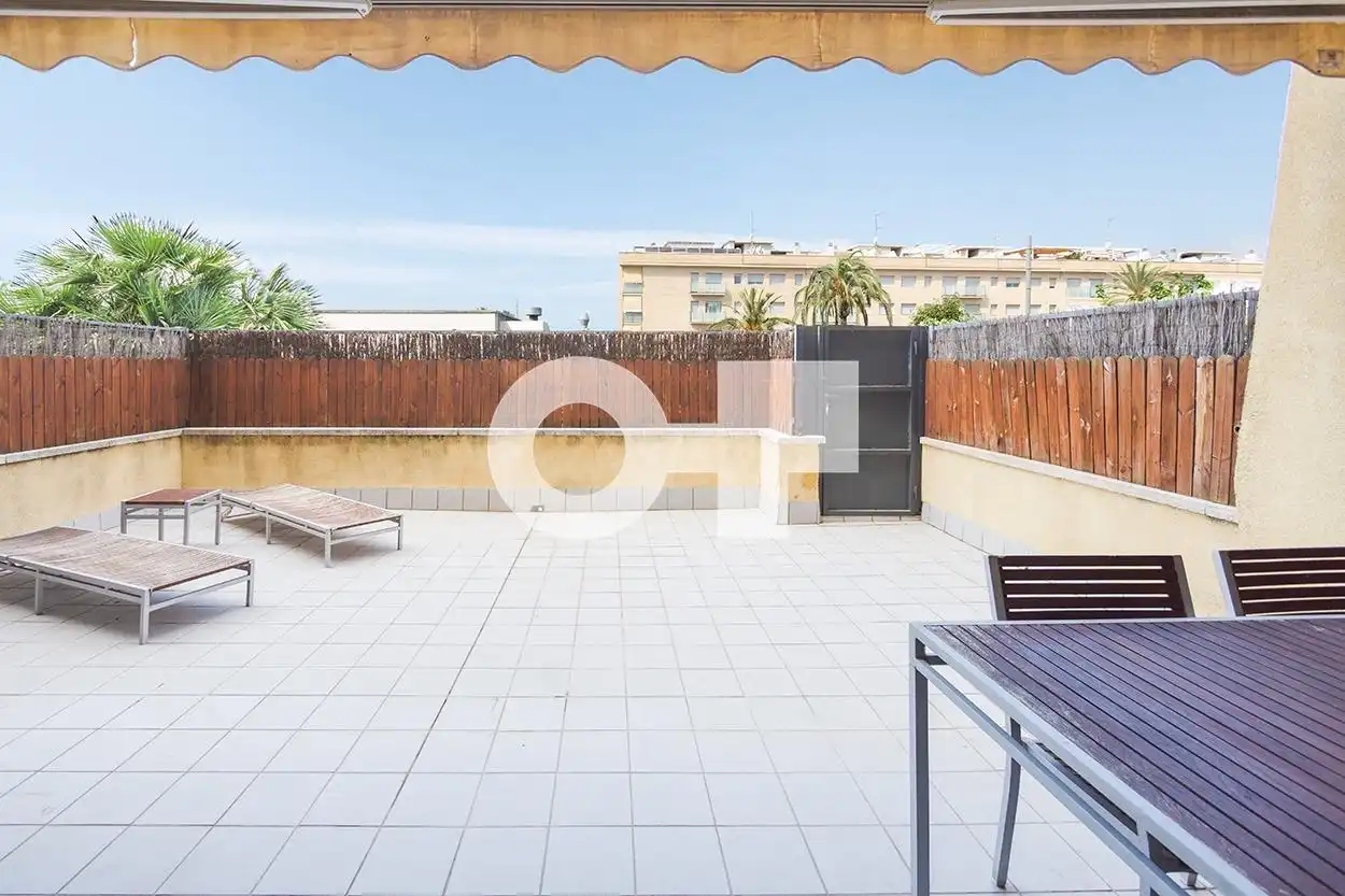 Terrassa de Planta baixa en venda en Cubelles amb Aire condicionat, Calefacció i Jardí privat