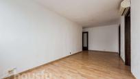 Living room of Flat for sale in  Barcelona Capital  with Air Conditioner and Parquet flooring