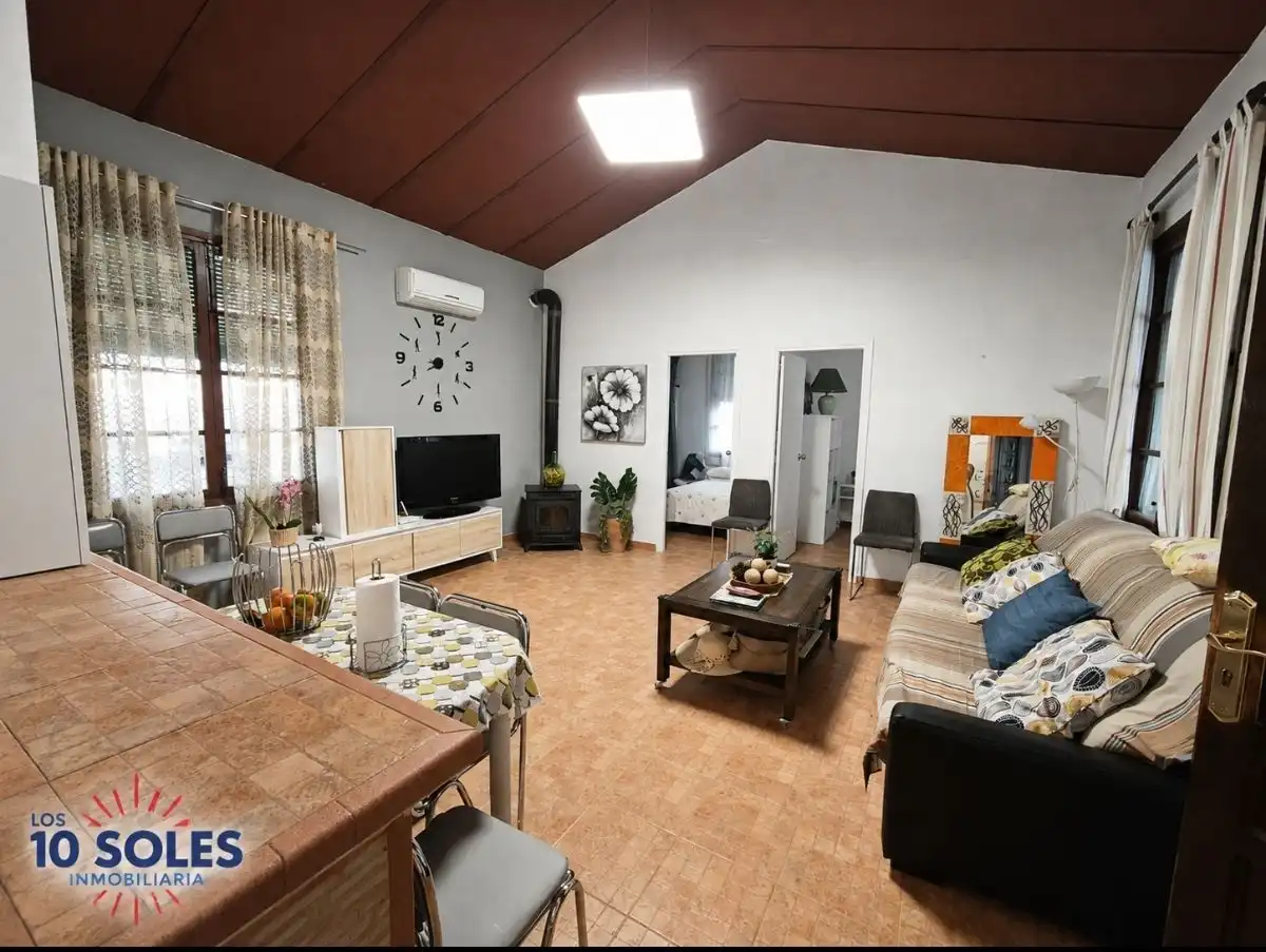 Sala d'estar de Finca rústica de lloguer en Orihuela amb Aire condicionat, Calefacció i Jardí privat