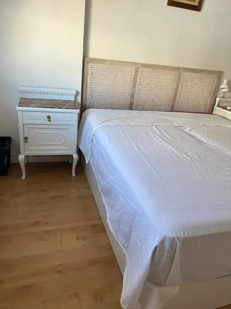 Habitación de Piso de alquiler en El Campello con Aire acondicionado, Calefacción y Amueblado