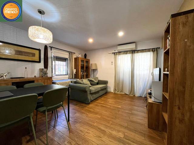 Piso en Venta en Calle ALMANSA en Les Roquetes