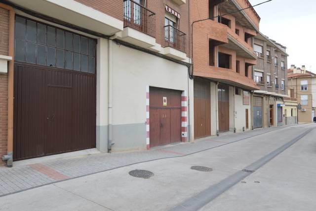 Garaje en Venta en  C/ El Marinal en San Adrián