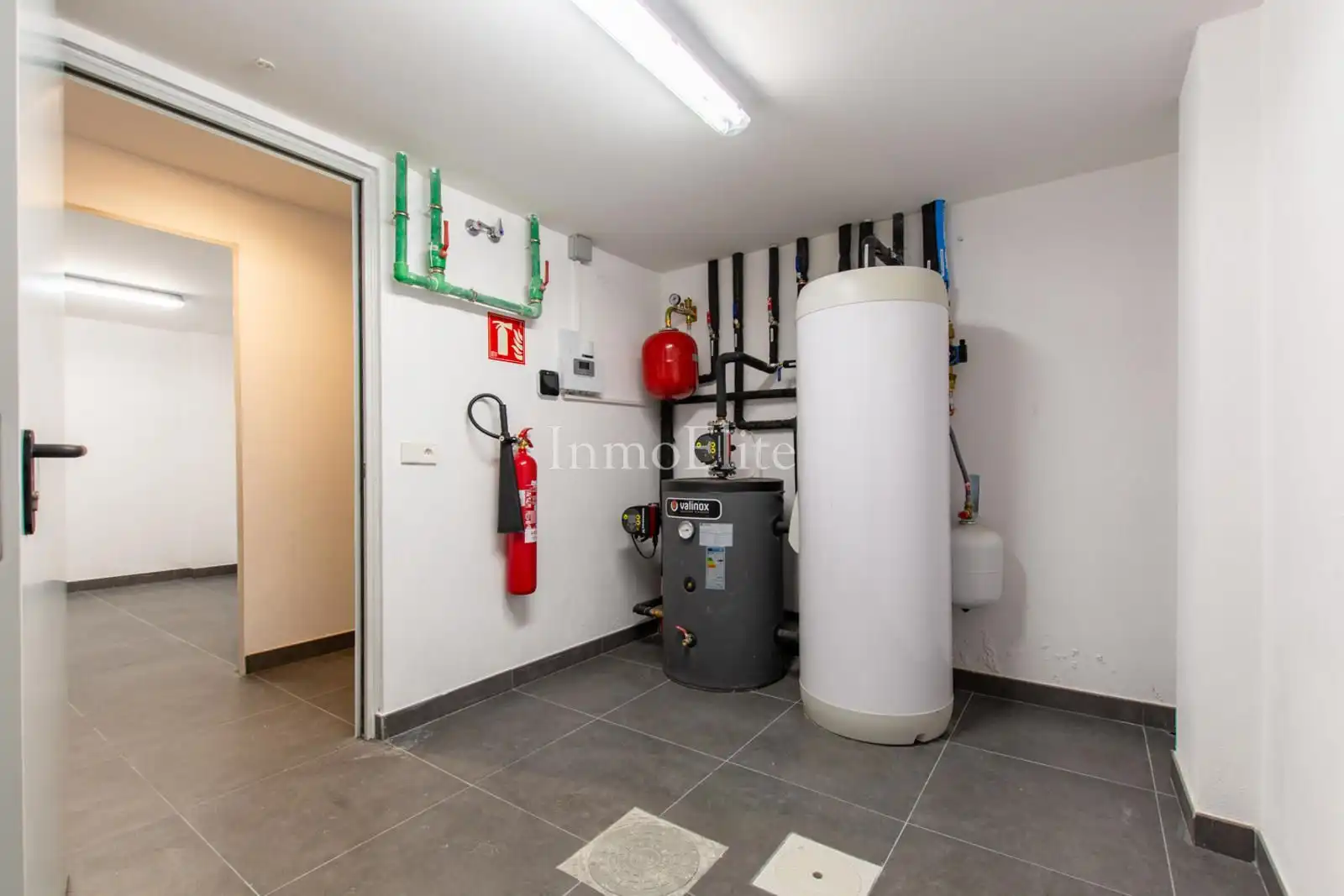 Casa bifamiliare con piscina in vendita a Avenida Europa, imagen 53