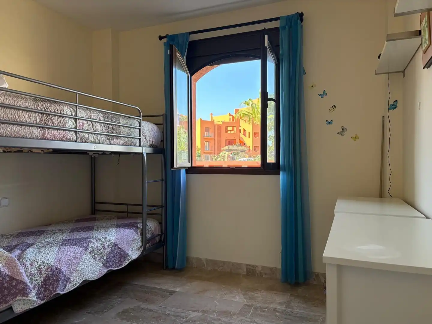 Piso en venta en Estepona, Málaga