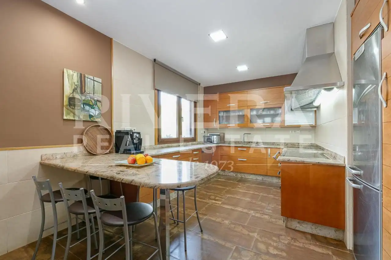Cocina de Casa o chalet en venta en O Rosal   con Calefacción, Jardín privado y Terraza