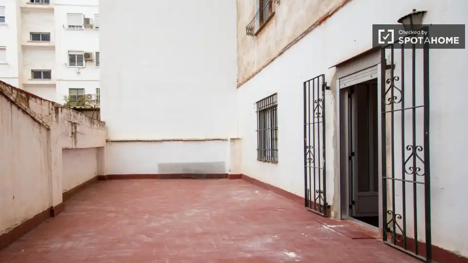 Terrace of Flat for rent in Valencia  with Air Conditioner, Heating and Furnished