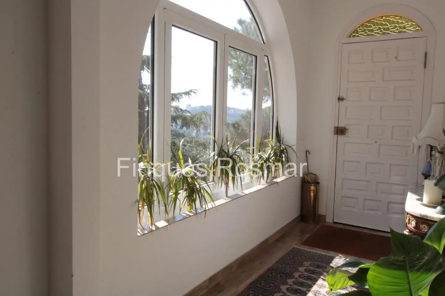 Casa con piscina en venta en Canyelles, imagen 3