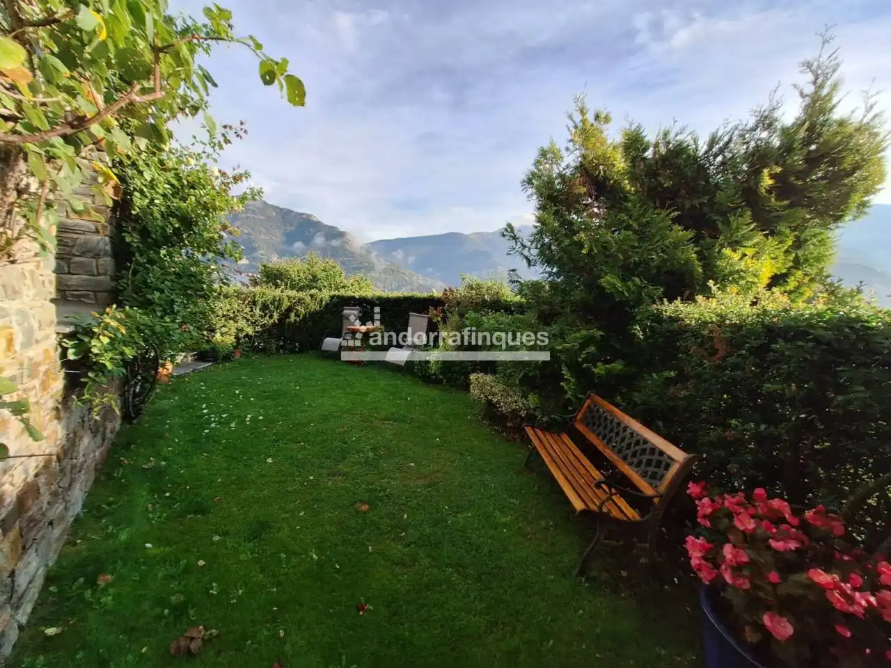 Reihenhaus mit Garten zum Verkauf in Sispony