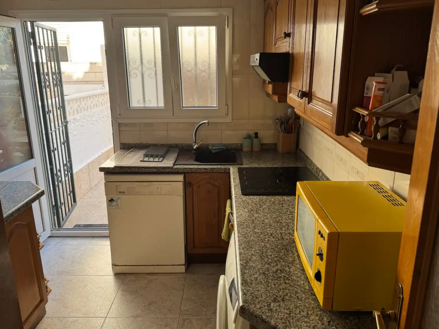 Casa o xalet en venda a Les Bassetes - El Marjal