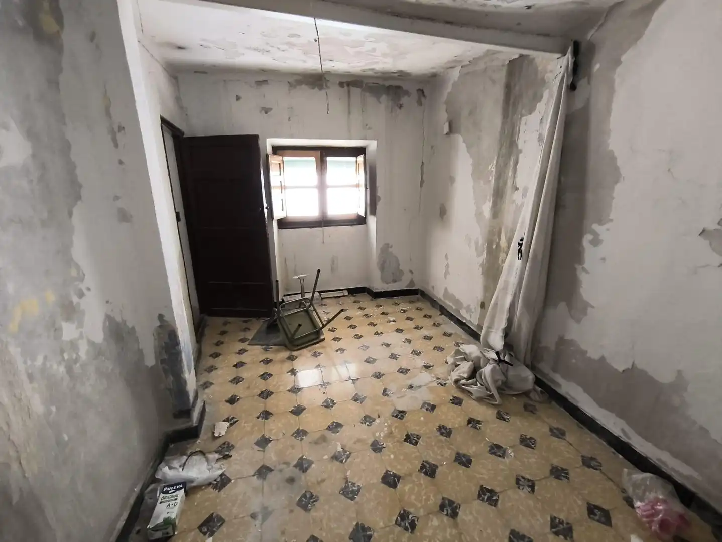 Detached homes for sale in Baza  with Terrace and Balcony