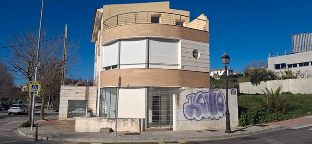Local comercial en Alquiler en Avenida Andalucía, 94 en Huétor Vega
