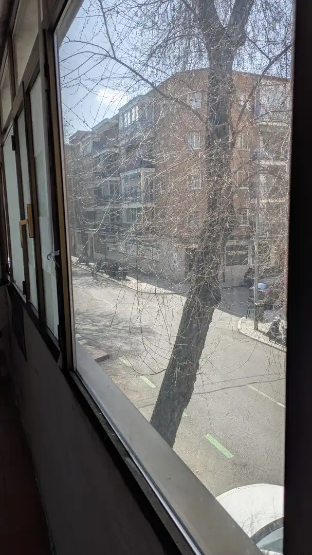 Vista exterior de Piso en venta en Madrid con Calefacción y Terraza