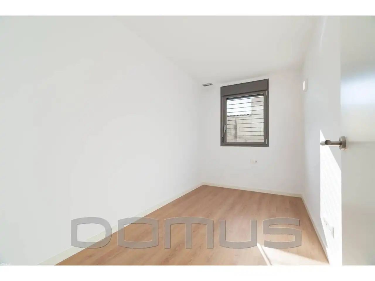Dormitori de Pis en venda en El Prat de Llobregat amb Aire condicionat, Calefacció i Parquet