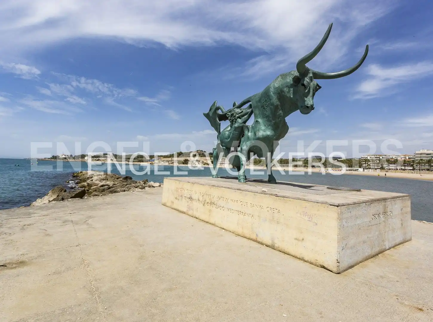 Vista exterior de Casa adosada en venta en Vilanova i la Geltrú con Aire acondicionado, Calefacción y Parquet