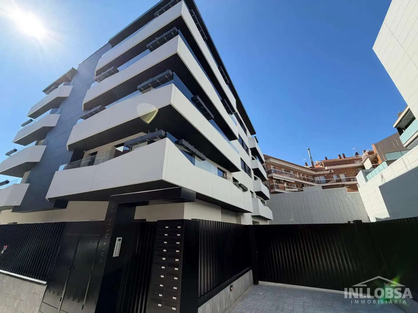 Vista exterior de Piso de alquiler en Manresa con Aire acondicionado, Calefacción y Jardín privado