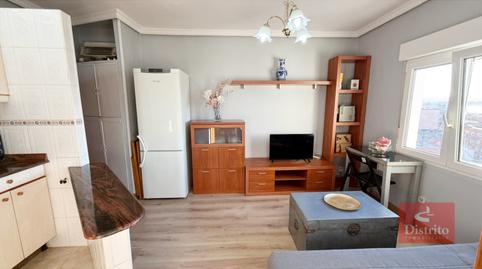 Foto 3 de Piso de alquiler en Santander - San Sebastián, General Dávila, Santander