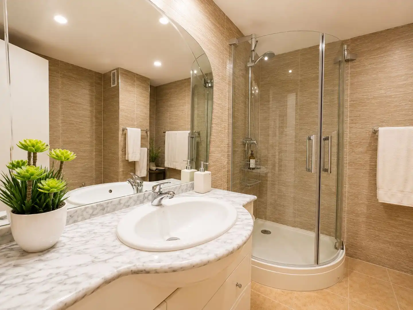 Bany de Apartament en venda en Altea amb Aire condicionat, Terrassa i Moblat