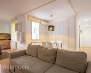 Sala d'estar de Pis de lloguer en  Madrid Capital amb Aire condicionat, Calefacció i Moblat