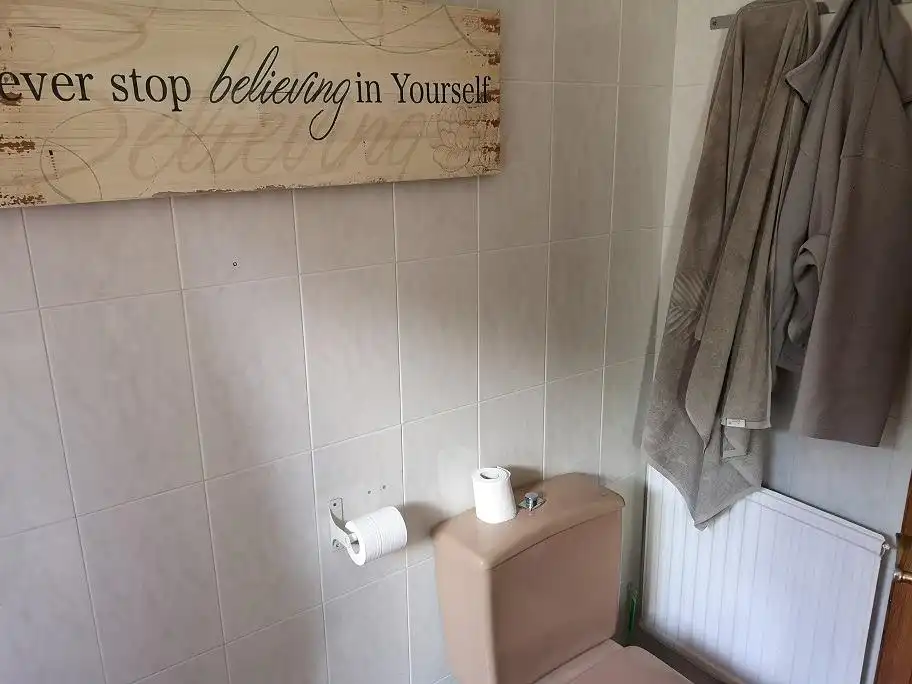 Baño de Casa adosada en venta en Galapagar con Calefacción, Jardín privado y Terraza