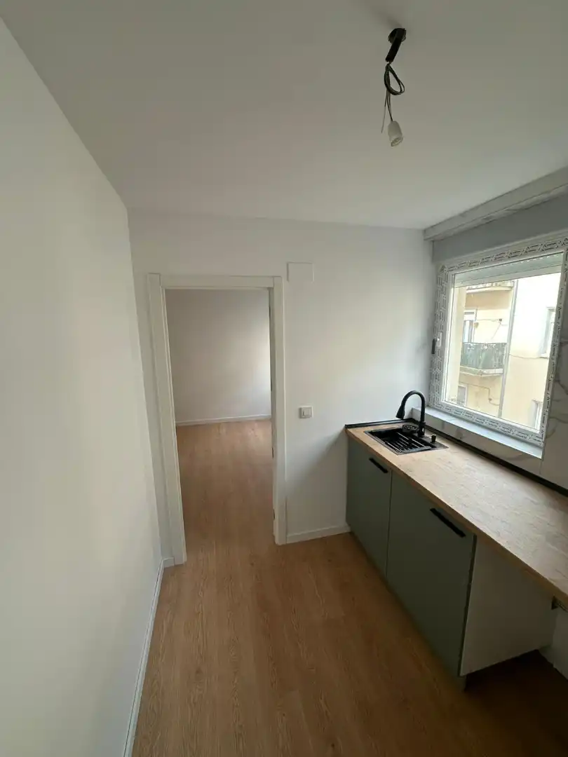 Cuina de Apartament de lloguer en Salamanca amb Moblat, Forn i Rentadora