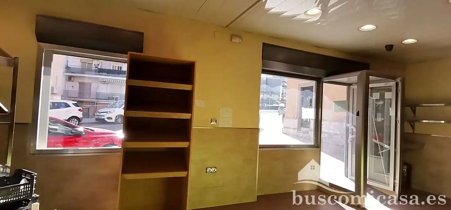 Commercial properties for rent in Del Río Guadalén, Linarejos