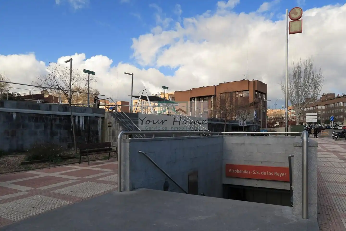 Exterior view of Flat for sale in Alcobendas  with Air Conditioner, Heating and Terrace