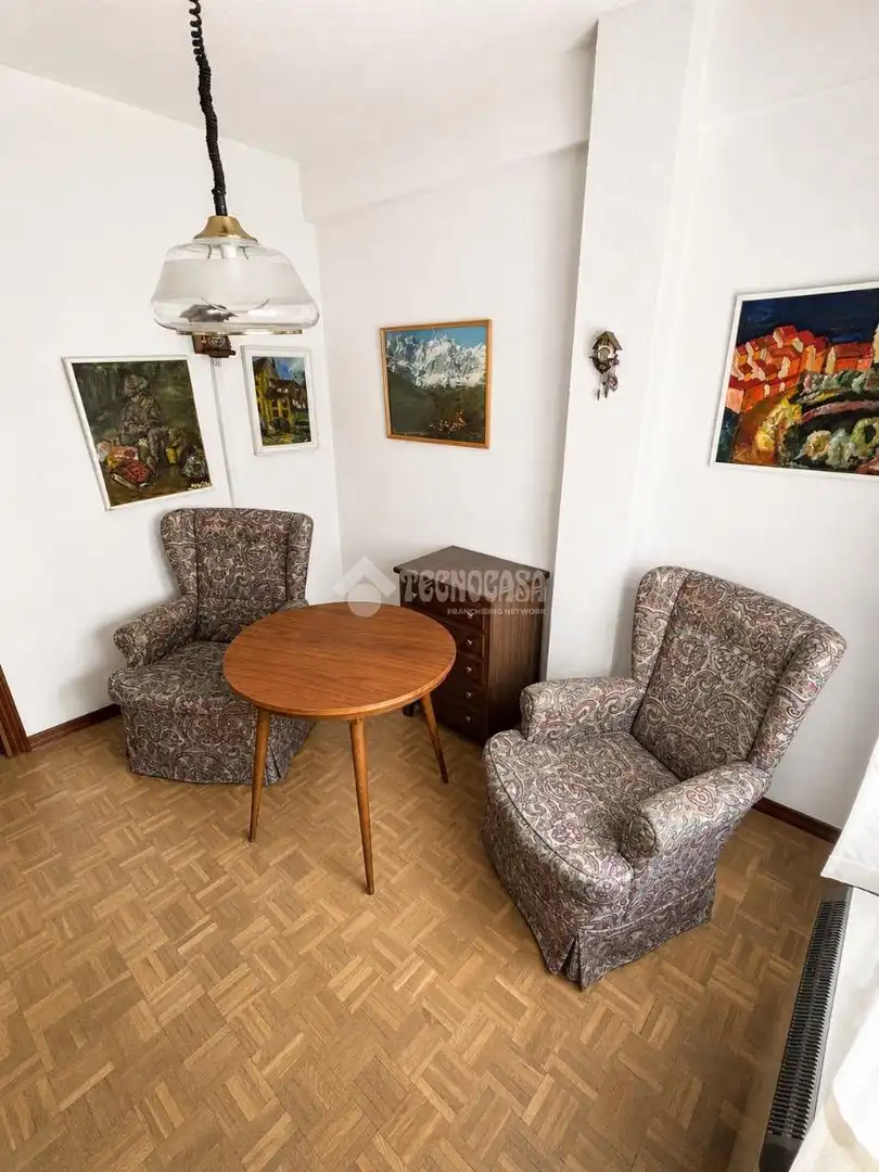 Living room of Flat for sale in Madrid  with Air Conditioner, Heating and Balcony