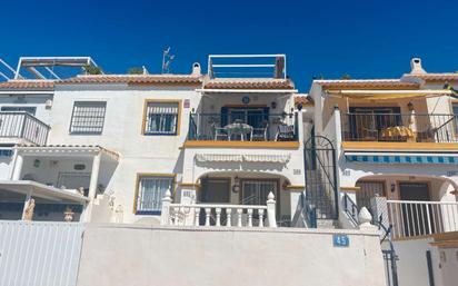 Vista exterior de Apartament en venda en Orihuela amb Aire condicionat, Calefacció i Piscina