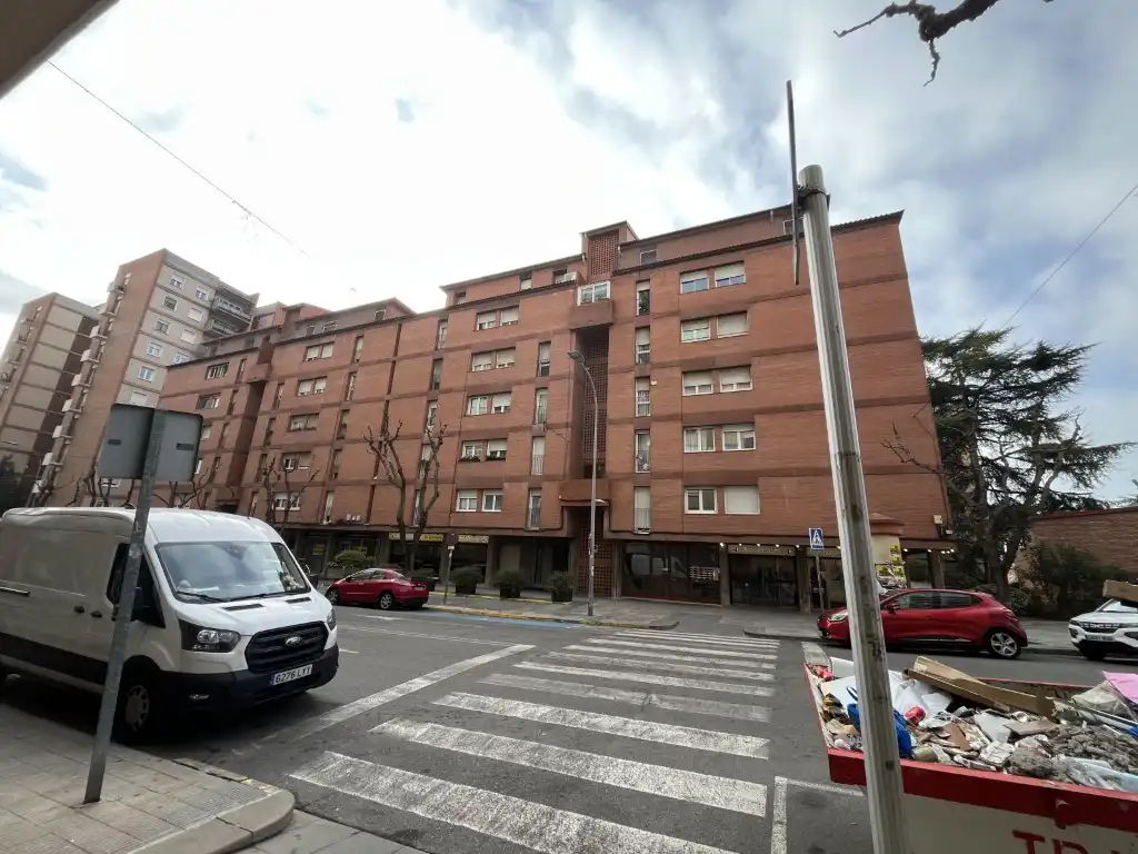 Individual for sale in Avenida Barcelona, imagen 2