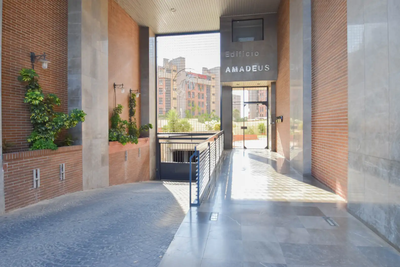 Piso en venta en Granada con Aire acondicionado, Calefacción y Terraza