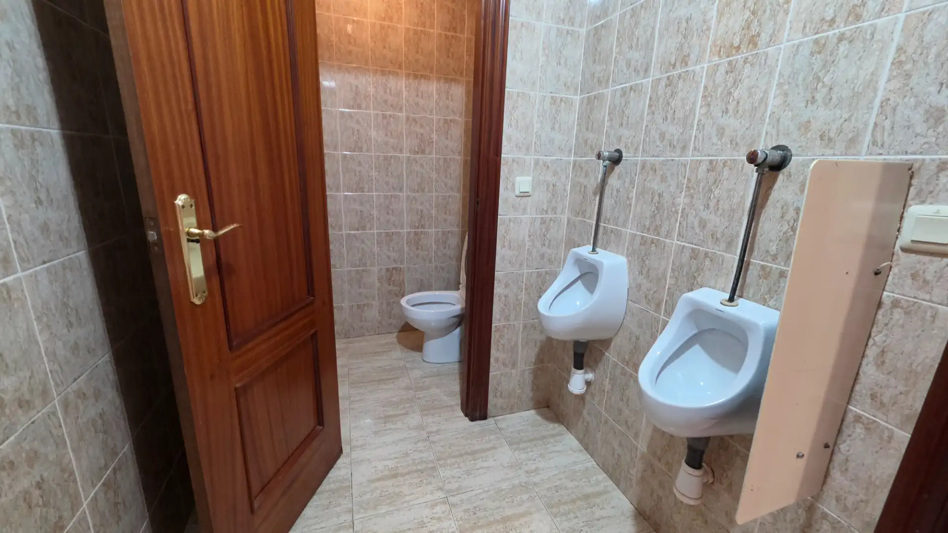 Local comercial en venda a Carrer de Peris Brell 48, imagen 8
