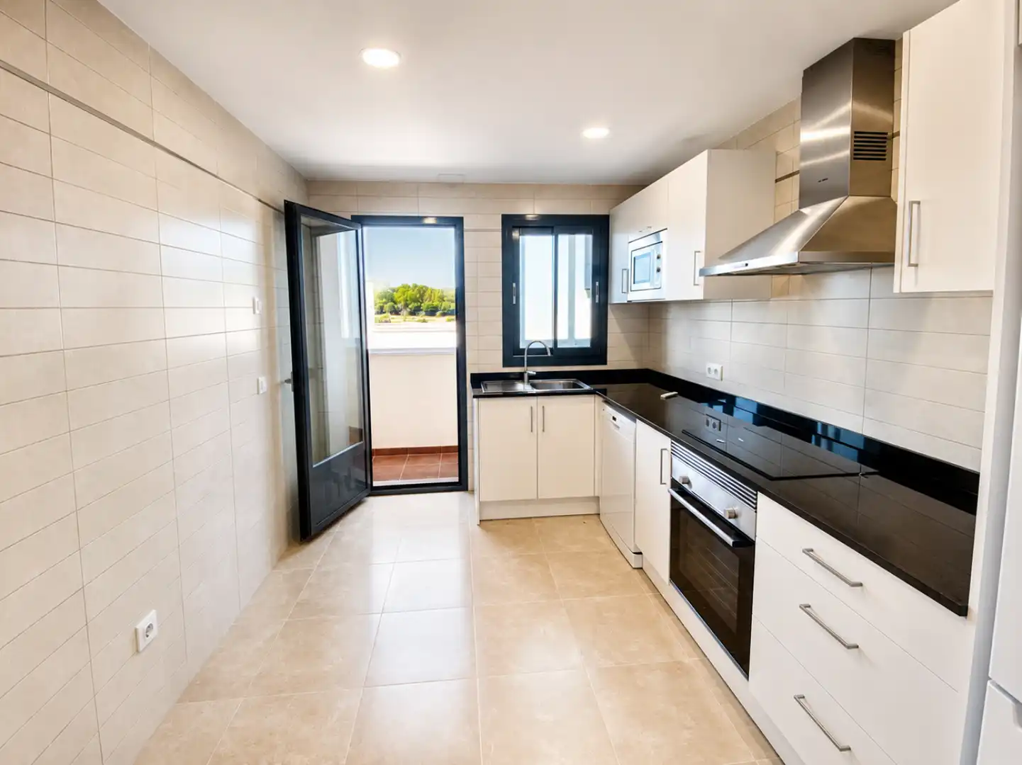 Küche von Wohnung zur Miete in Sant Joan mit Klimaanlage, Terrasse und Möbliert