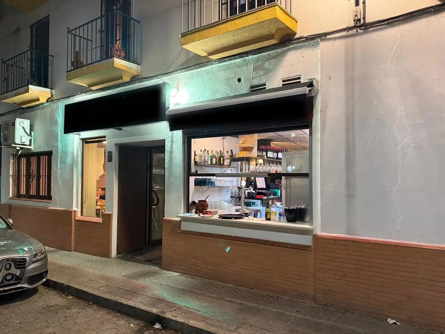 Commercial properties for transfer in Sevilla  with Air Conditioner