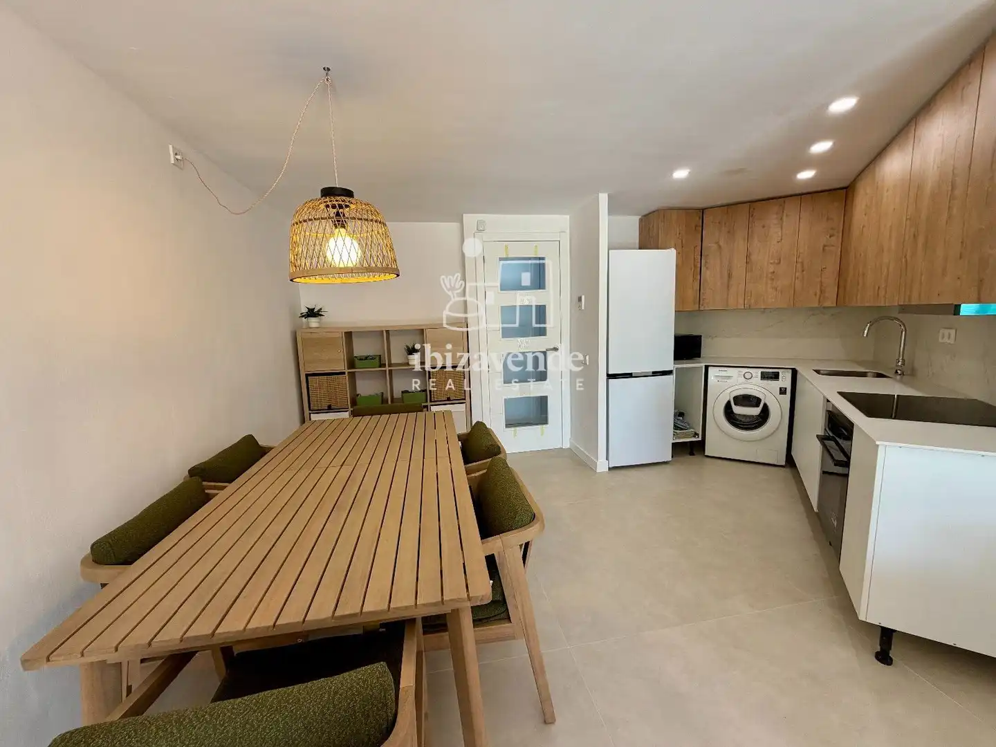 Exterior view of Flat for rent in Sant Josep de sa Talaia  with Air Conditioner, Heating and Private garden