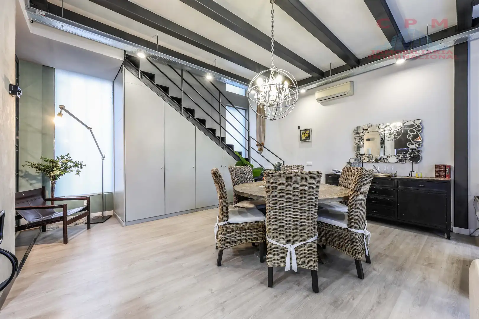 Comedor de Dúplex de alquiler en Alcobendas con Aire acondicionado, Calefacción y Jardín privado