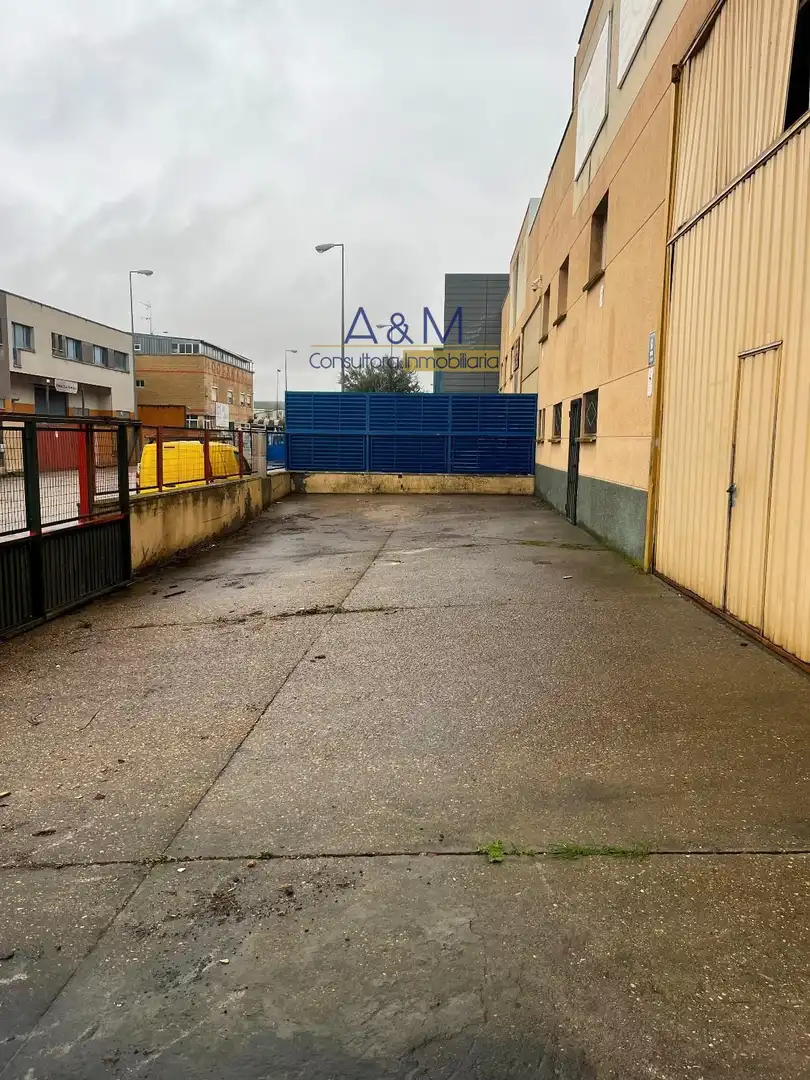 Industrial building for sale in Cerezo, imagen 15