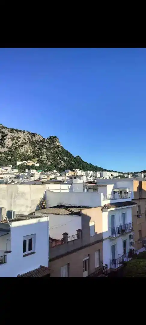 Vista exterior de Piso en venta en Ubrique con Aire acondicionado, Trastero y Amueblado