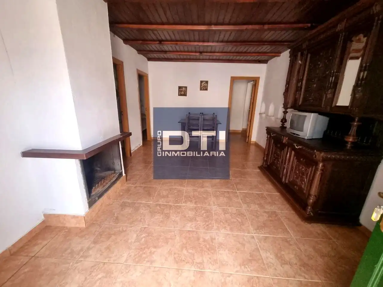 Sala de estar de Finca rústica en venta en Munera con Piscina y Piscina comunitaria