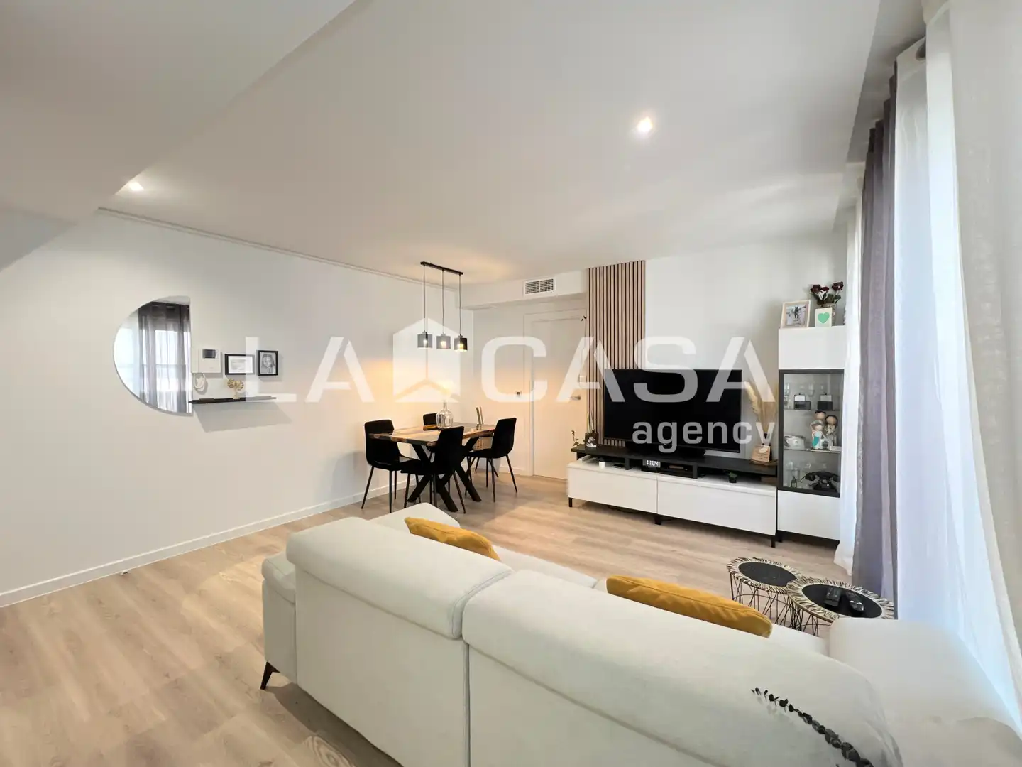Flat for sale in Llefià