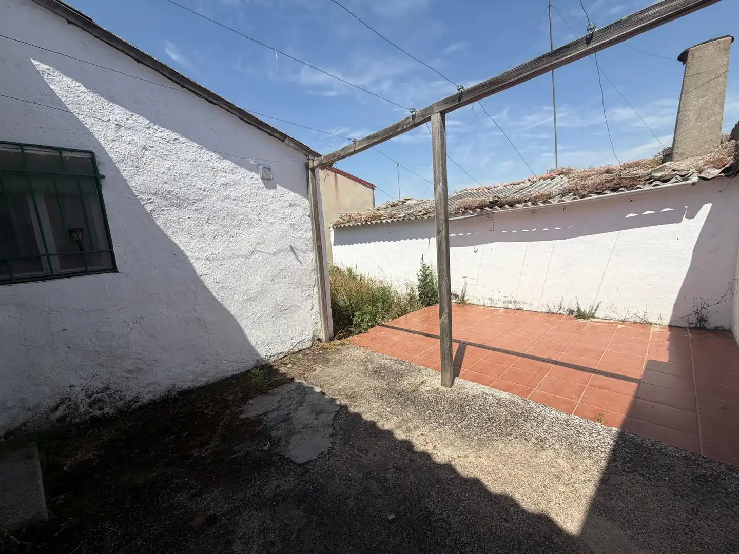 Vista exterior de Finca rústica en venda en Poveda de las Cintas amb Terrassa, Traster i Rentadora