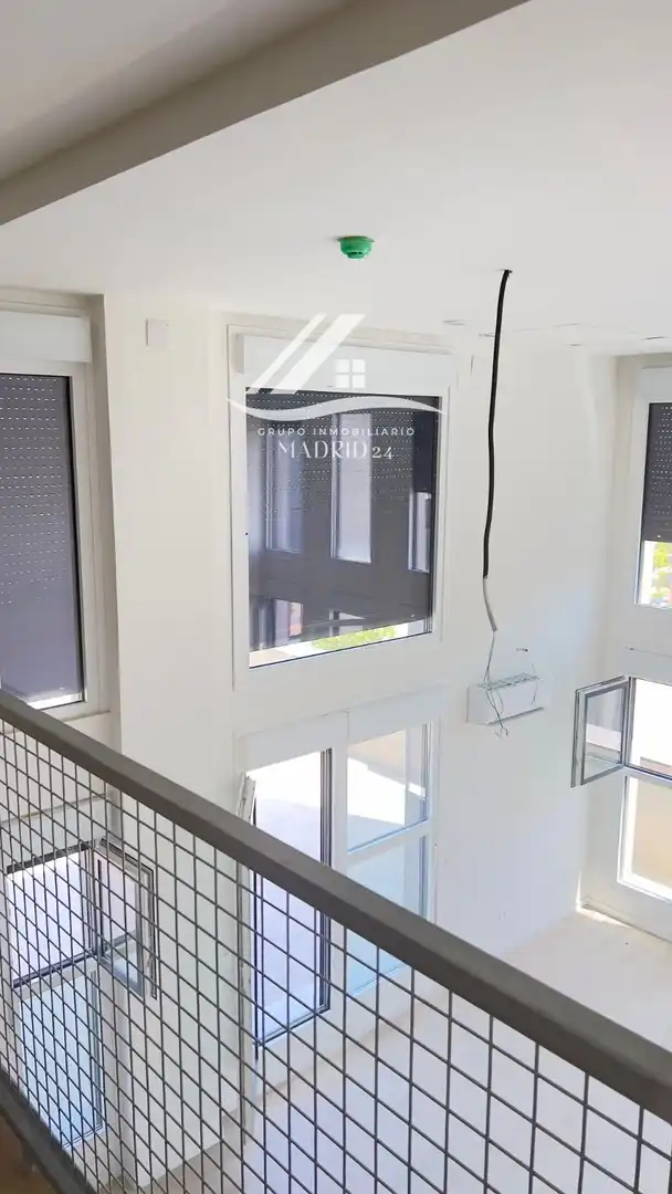 Terraza de Piso en venta en Madrid con Aire acondicionado, Piscina y Piscina comunitaria