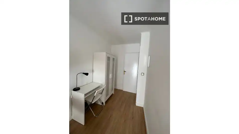 Habitación en Montigalà
