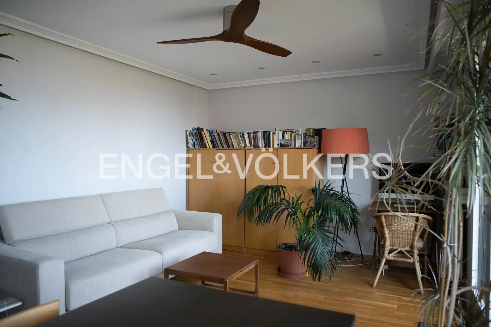 Flat for rent in Manuel Vázquez Montalbán Kalea, Aiete