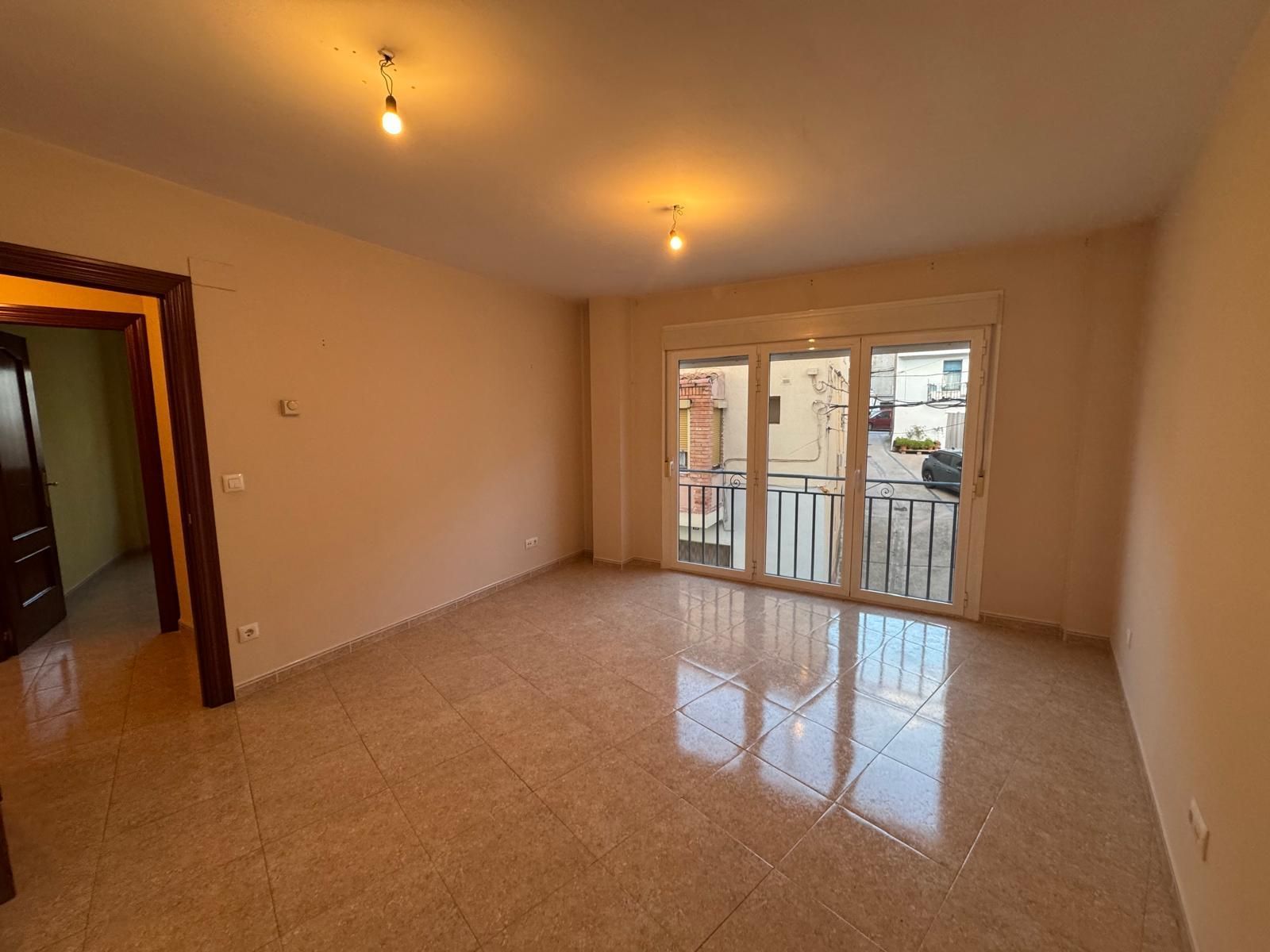 Dormitori de Pis en venda en Brea de Aragón amb Calefacció, Terrassa i Traster